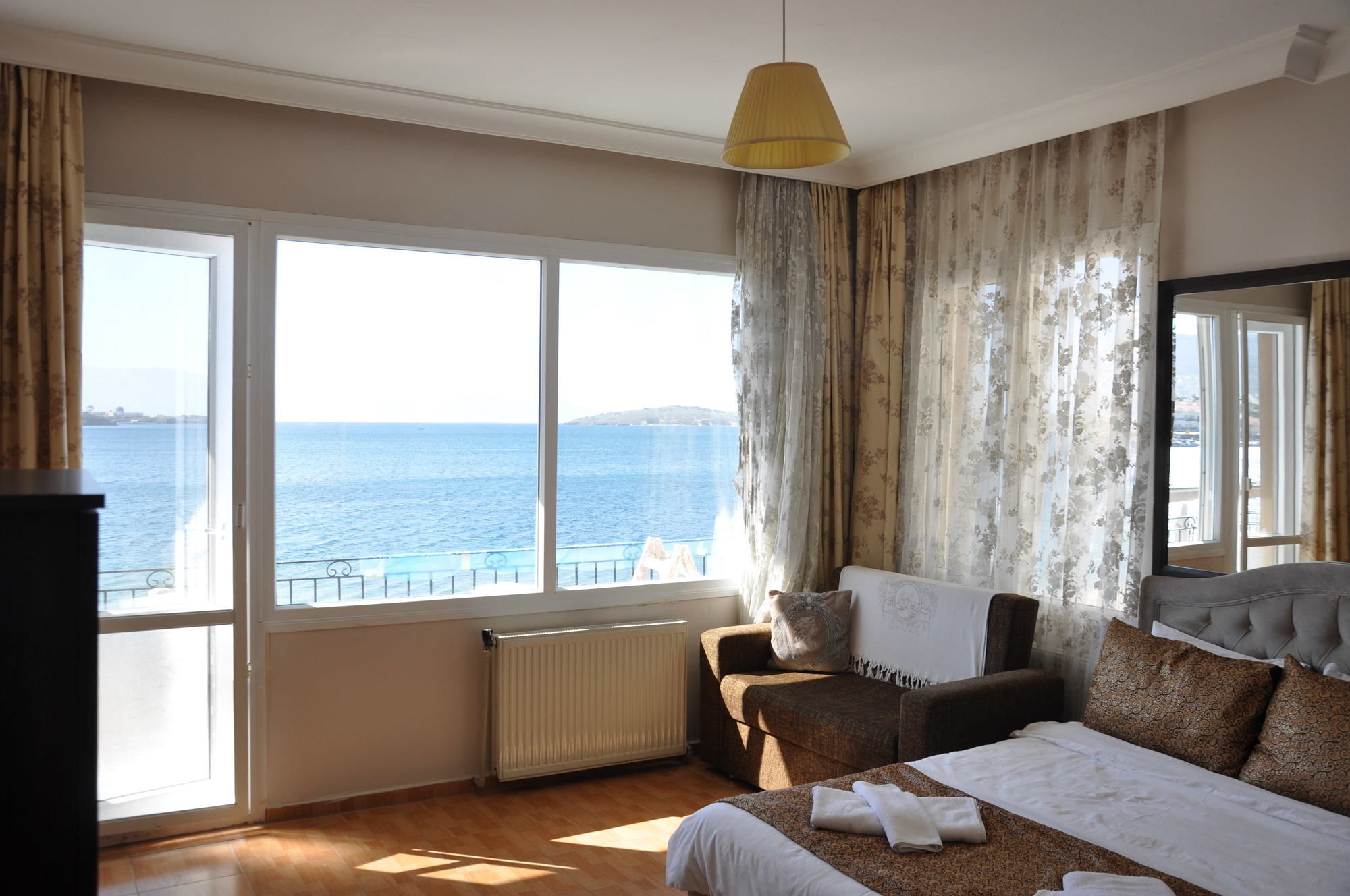 Foca Kumsal Hotel Eksteriør billede